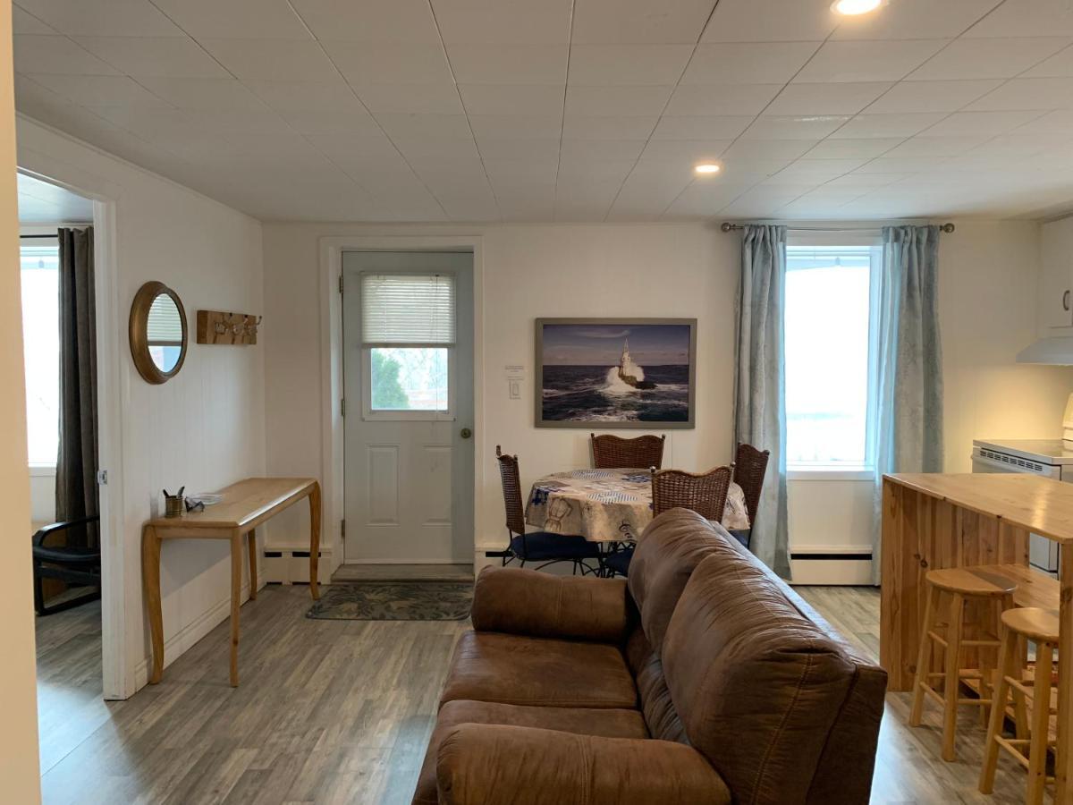 Appartement Chez Leon Grandes-Bergeronnes Buitenkant foto