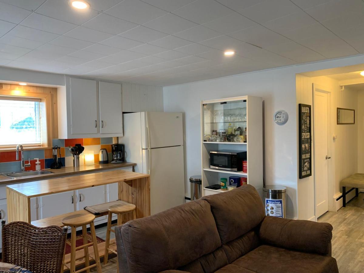 Appartement Chez Leon Grandes-Bergeronnes Buitenkant foto